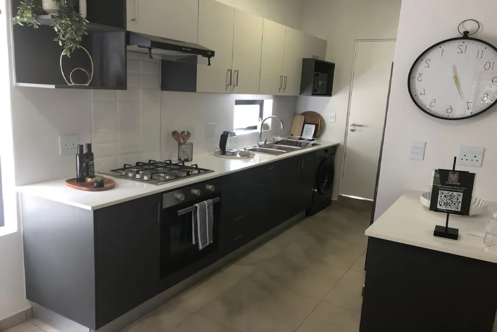 Townhouse for sale in Mbomela Ext 37 (Nelspruit Ext 37) - 1NS1700989 Townhouse for sale in Mbomela Ext 37 (Nelspruit Ext 37) - 1NS1700989