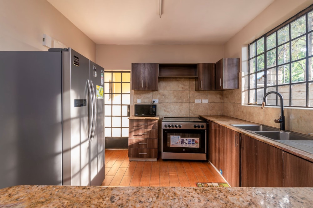 House for sale in Athi River, Kenya - 3KE1701070