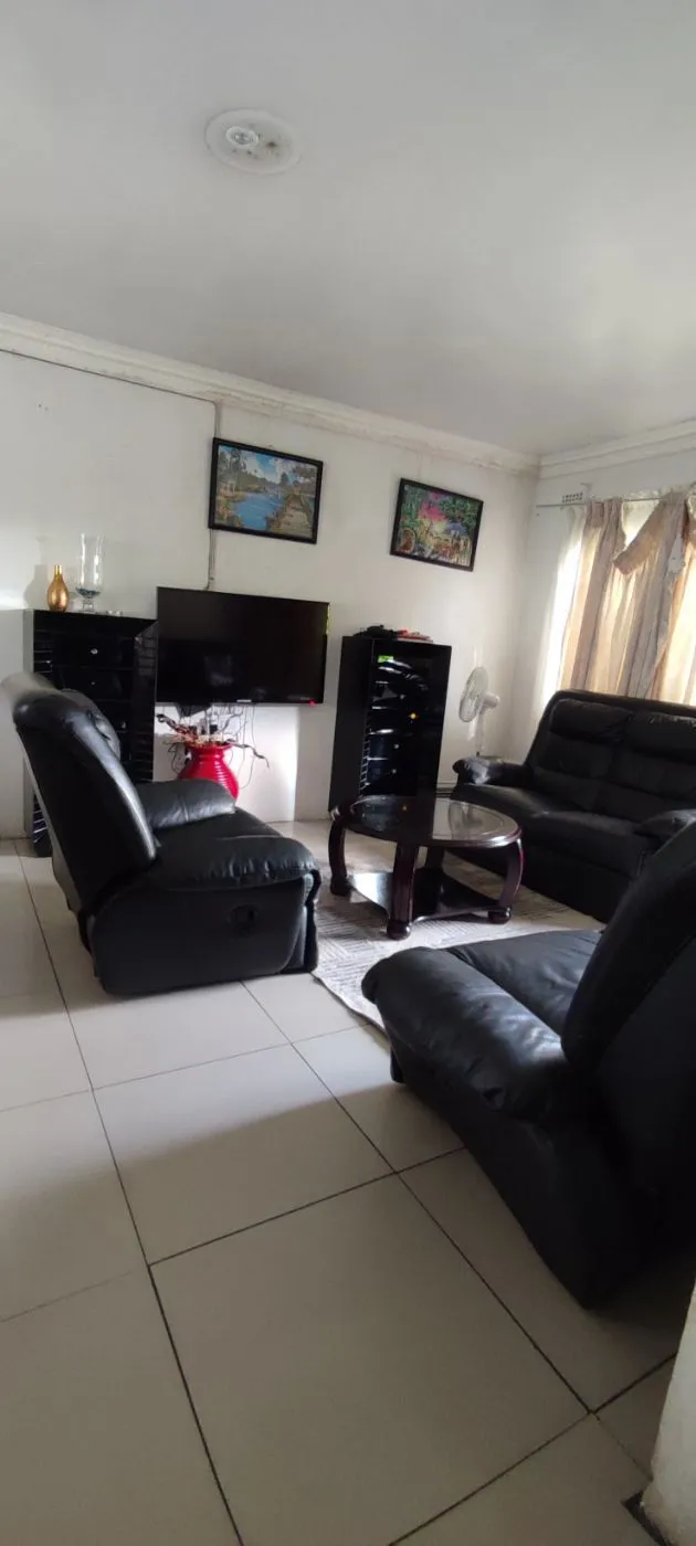 House for sale in Kanyamazane - 1NS1701221 House for sale in Kanyamazane - 1NS1701221
