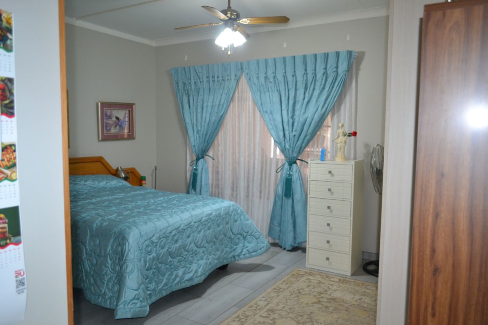 Retirement apartment for sale in Mookgopong (Naboomspruit) - 1MDM1701278 Retirement apartment for sale in Mookgopong (Naboomspruit) - 1MDM1701278