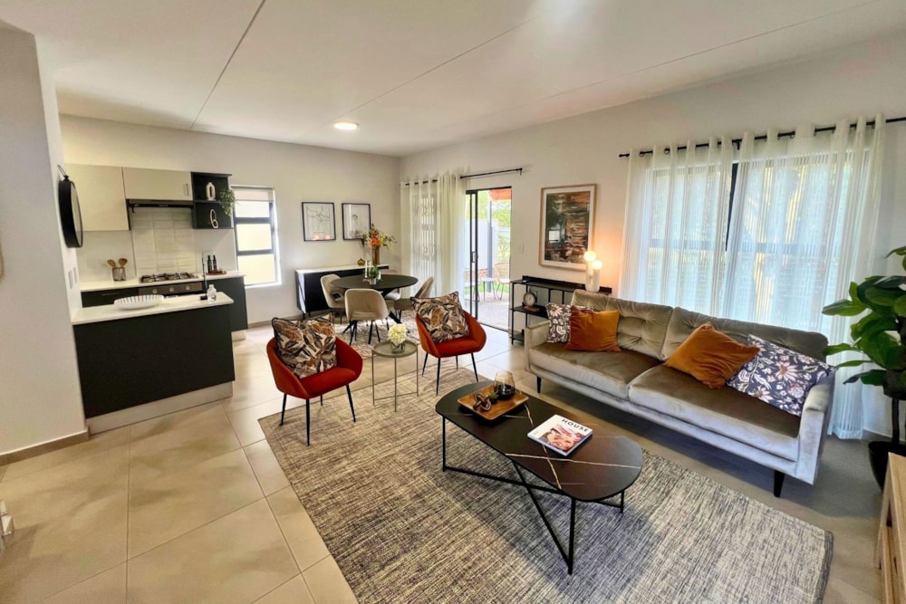 Double-storey house for sale in Mbomela Ext 37 (Nelspruit Ext 37) - 1NS1701344