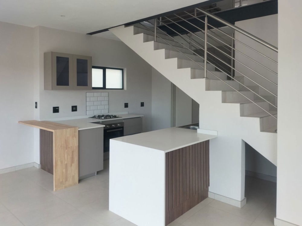 Townhouse to rent in Cashan - 1RU1701333