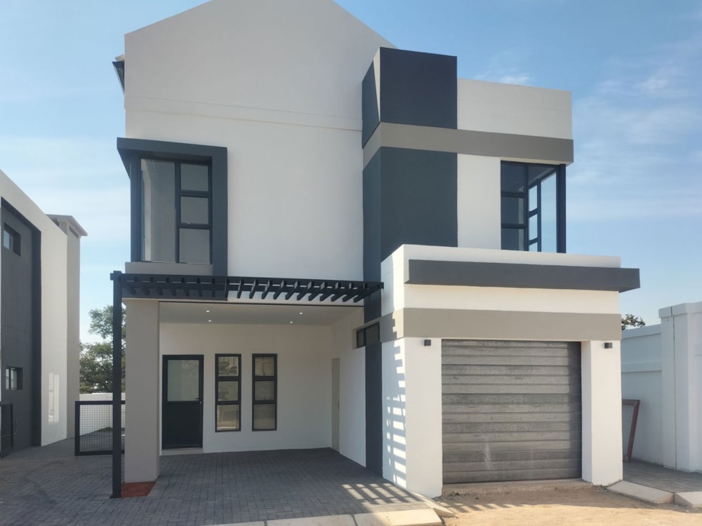 Townhouse to rent in Cashan - 1RU1701333