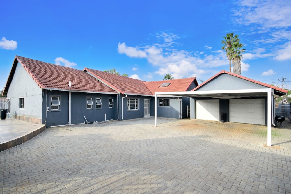 House sold in Fleurhof - RAN1701984 House sold in Fleurhof - RAN1701984