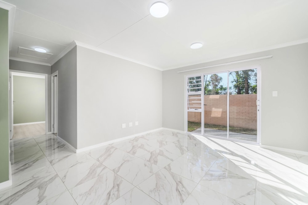 Townhouse for sale in Fairview, Port Elizabeth, Gqeberha - 1PLZ1701341