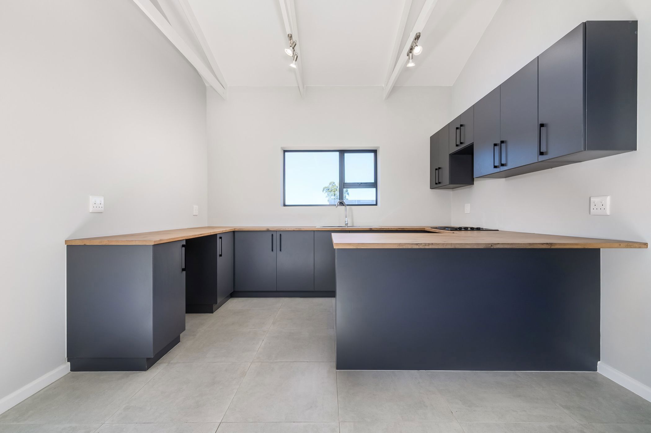 House for sale in Rowallan Park - 1PLZ1701351