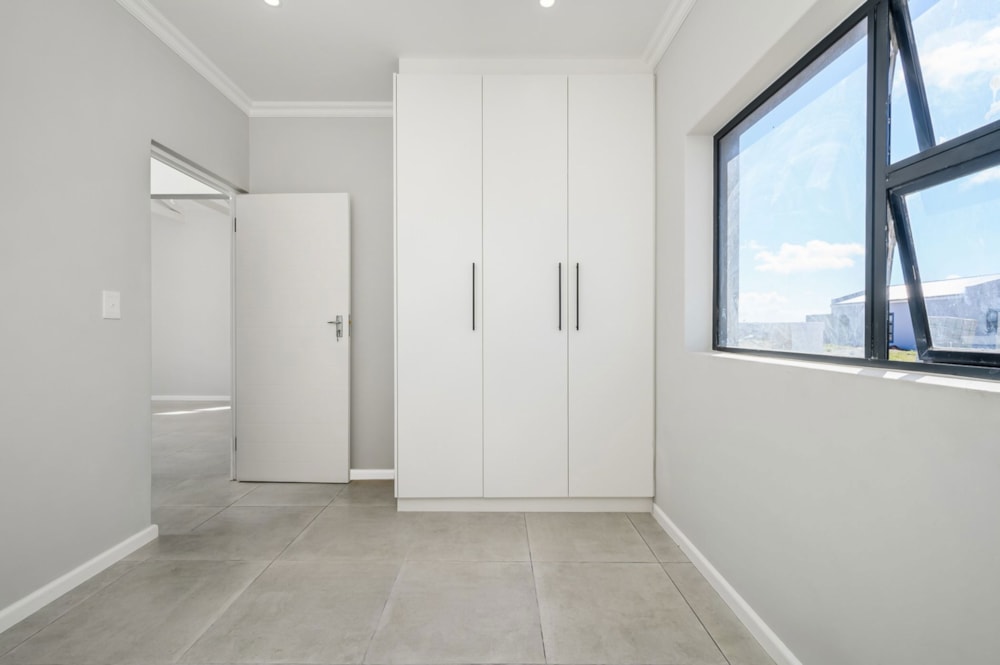 House for sale in Rowallan Park - 1PLZ1701366 House for sale in Rowallan Park - 1PLZ1701366