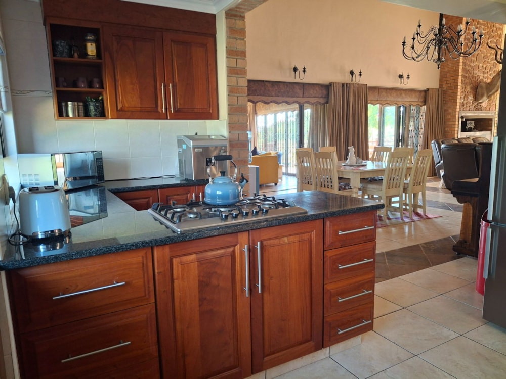 Game farm for sale in Koster - 1RU1701484 Game farm for sale in Koster - 1RU1701484