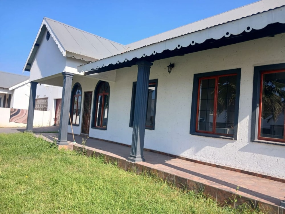 Security complex home let in Die Heuwel - 1WD1701389 Security complex home let in Die Heuwel - 1WD1701389