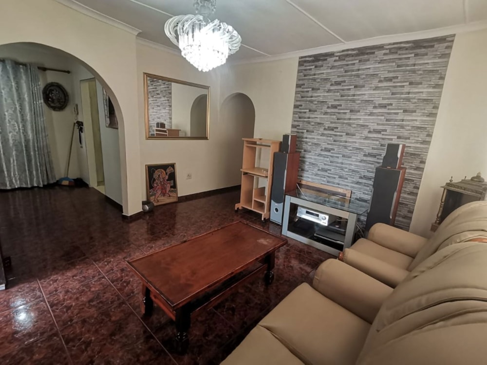 House for sale in Phoenix, KwaZulu-Natal - 1DA1701436 House for sale in Phoenix, KwaZulu-Natal - 1DA1701436