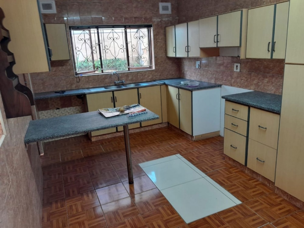 House for sale in Umzinto - 1si1701507 House for sale in Umzinto - 1si1701507