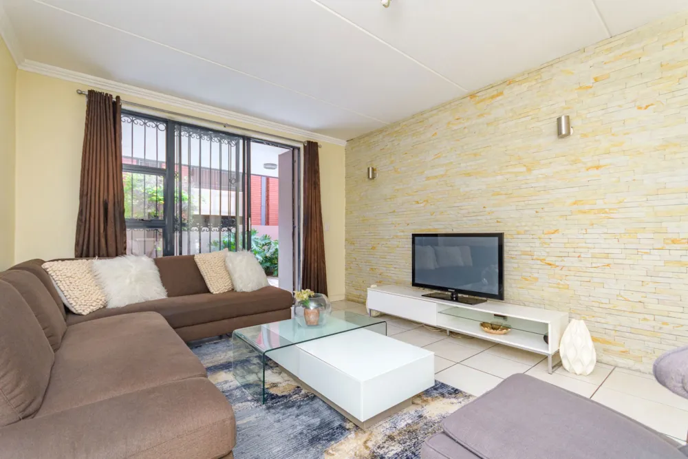 Apartment sold in Morningside, Sandton - HP1701715 Apartment sold in Morningside, Sandton - HP1701715