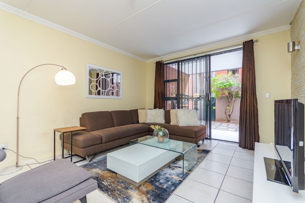 Apartment sold in Morningside, Sandton - HP1701715 Apartment sold in Morningside, Sandton - HP1701715