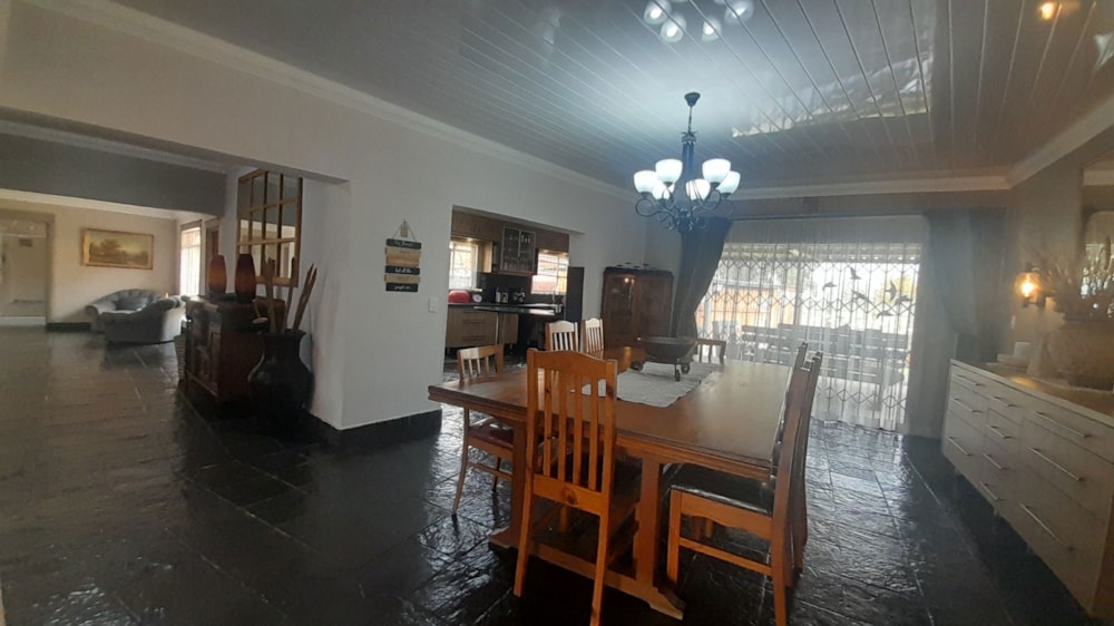 House for sale in  Vanderbijlpark SW 5 - 1VT1701591 House for sale in  Vanderbijlpark SW 5 - 1VT1701591