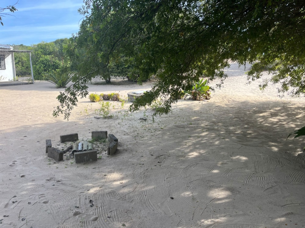 House for sale in Praia de Macaneta, Mozambique - 3MQ1701541 House for sale in Praia de Macaneta, Mozambique - 3MQ1701541