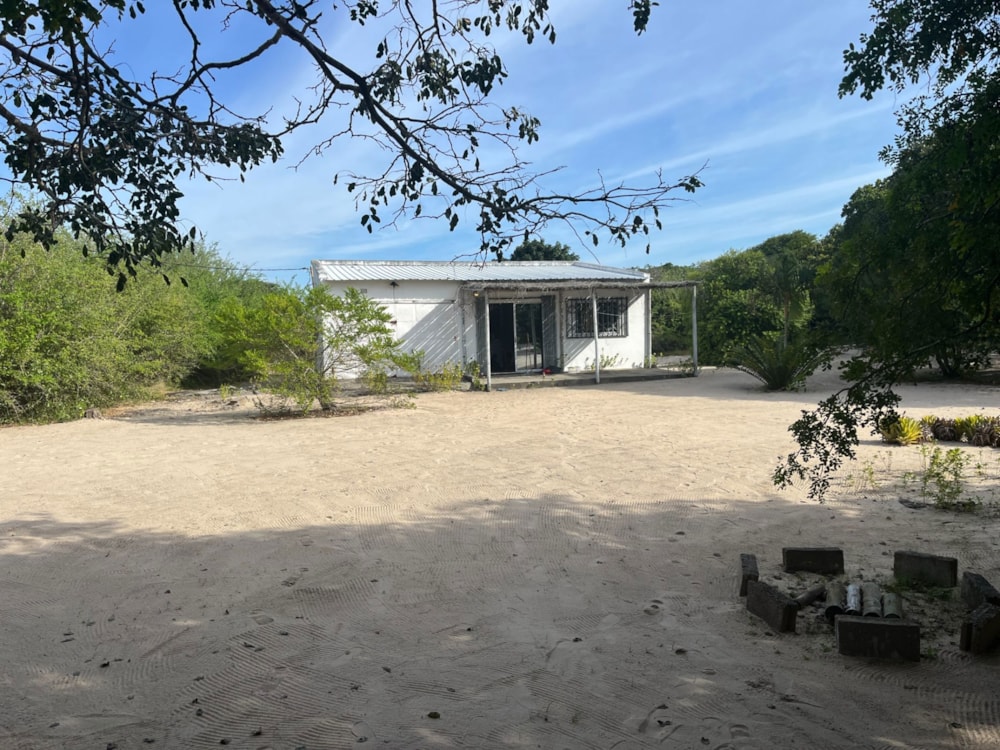 House for sale in Praia de Macaneta, Mozambique - 3MQ1701541 House for sale in Praia de Macaneta, Mozambique - 3MQ1701541