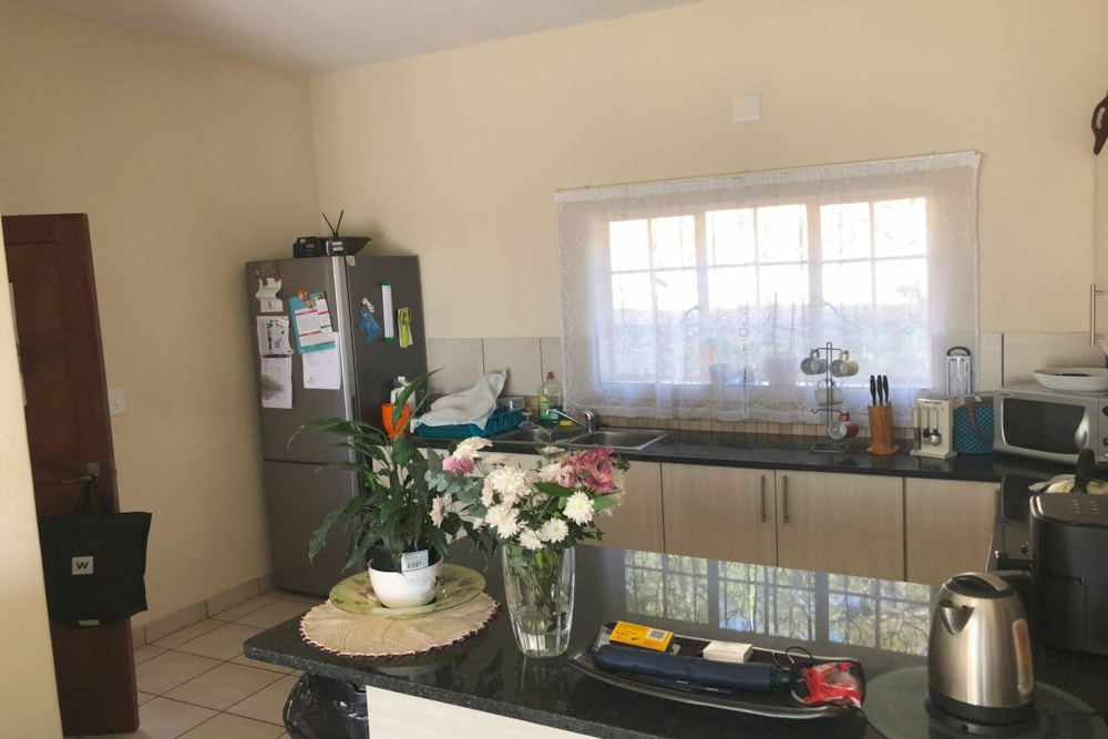 Apartment sold in Sonheuwel Ext 1 - 1NS1703474