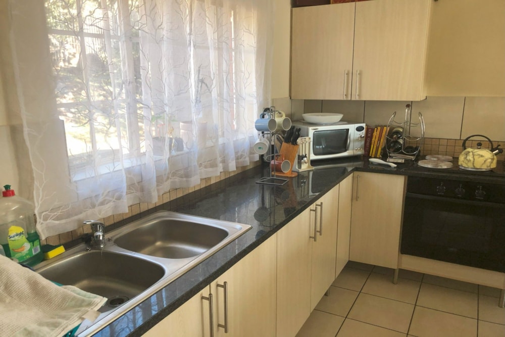 Apartment sold in Sonheuwel Ext 1 - 1NS1703474