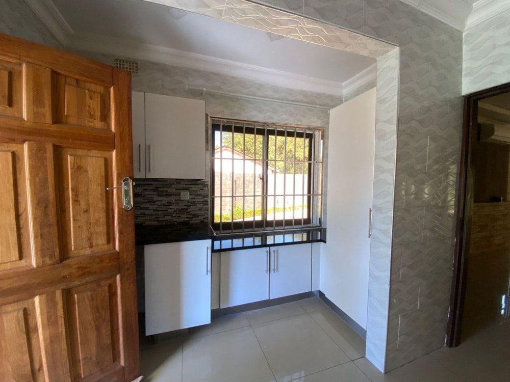 Single-storey house to rent in Chelstone, Zambia - 3ZA1701600 Single-storey house to rent in Chelstone, Zambia - 3ZA1701600