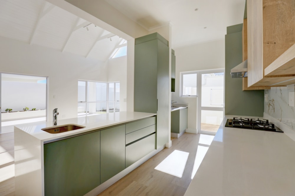 Security estate home to rent in Springfield Estate - GEO1701639