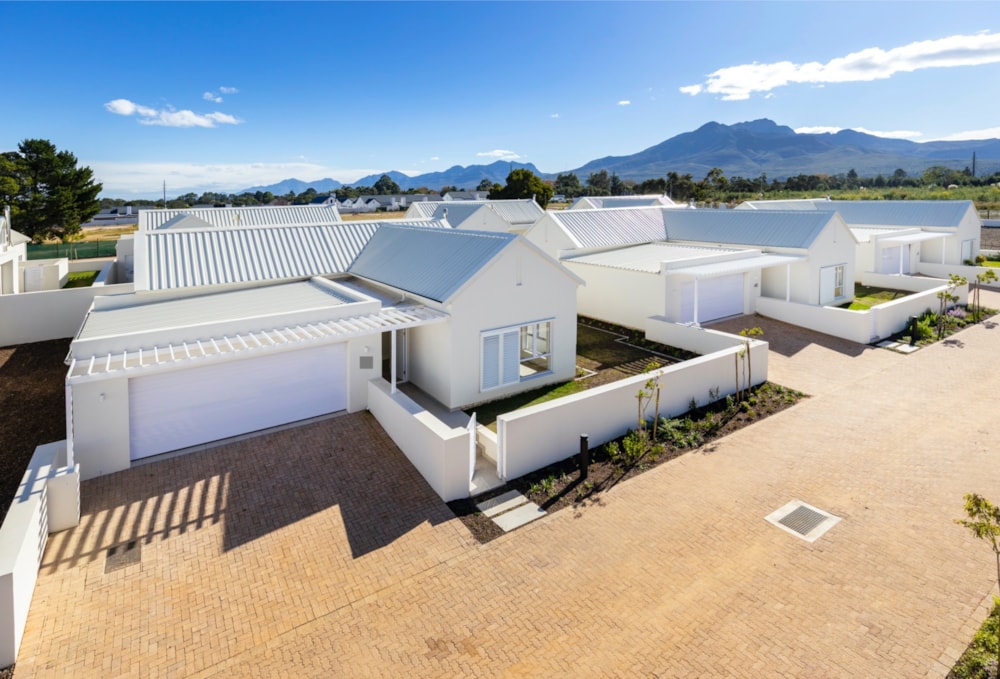 Security estate home to rent in Springfield Estate - GEO1701639