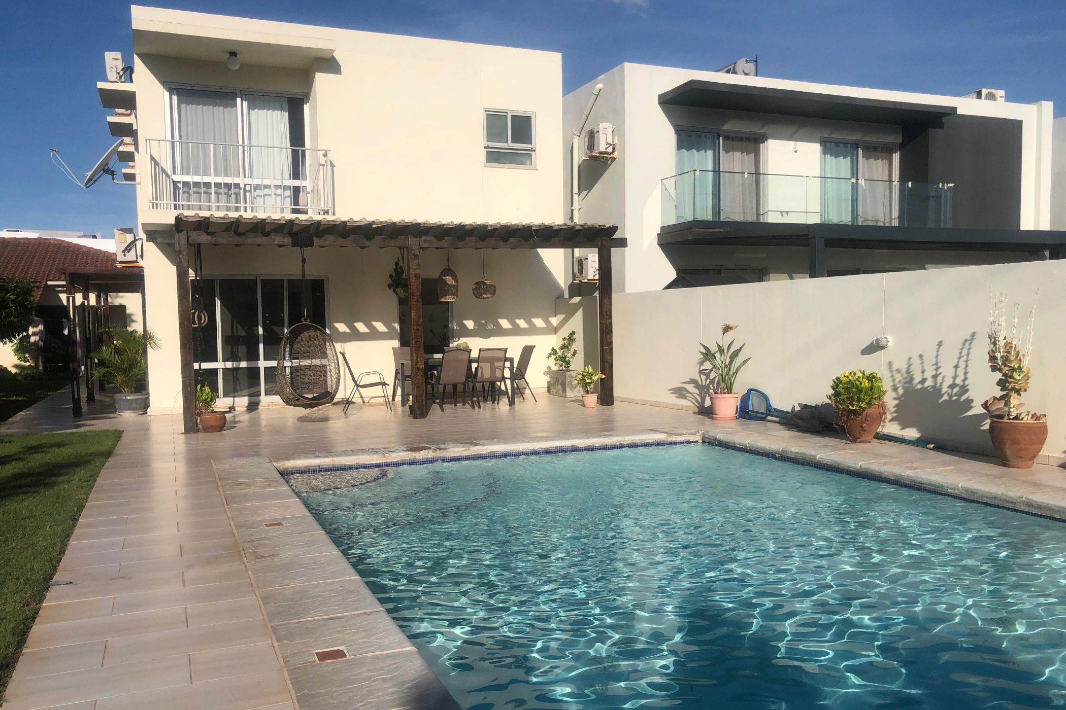 Double-storey house to rent in Maputo , Mozambique - 3MQ1701701