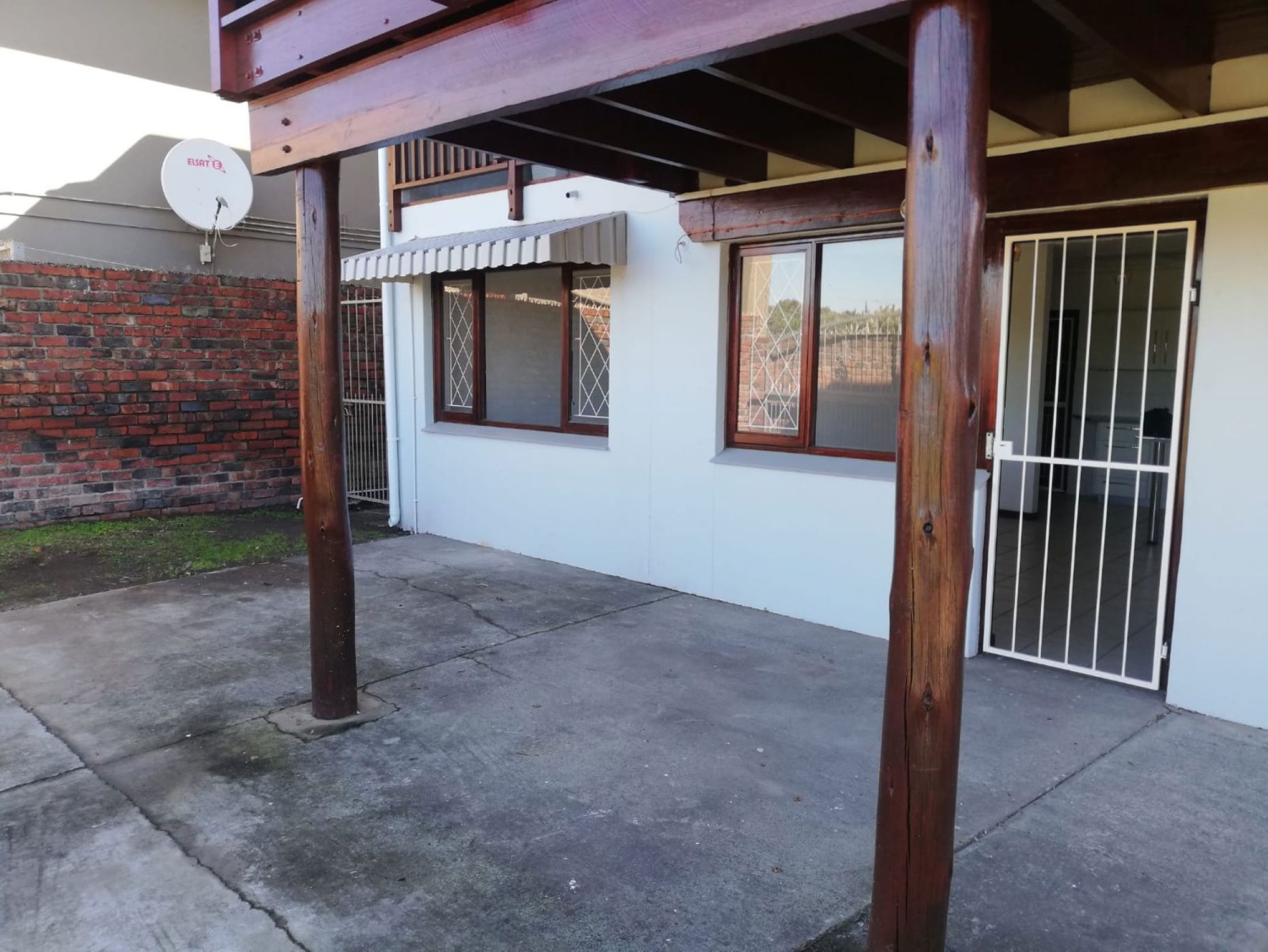 Garden apartment let in Gonubie - 1EZ1701814