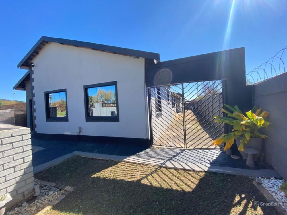 House for sale in Fernwood, Newcastle - 1NW1701716 House for sale in Fernwood, Newcastle - 1NW1701716