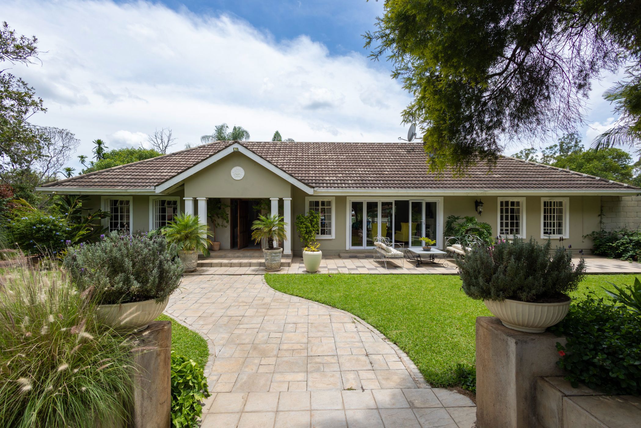 House for sale in Borrowdale, Zimbabwe - 3ZB1701838