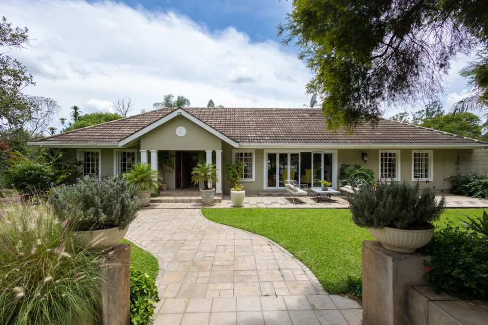 House for sale in Borrowdale, Zimbabwe - 3ZB1701838