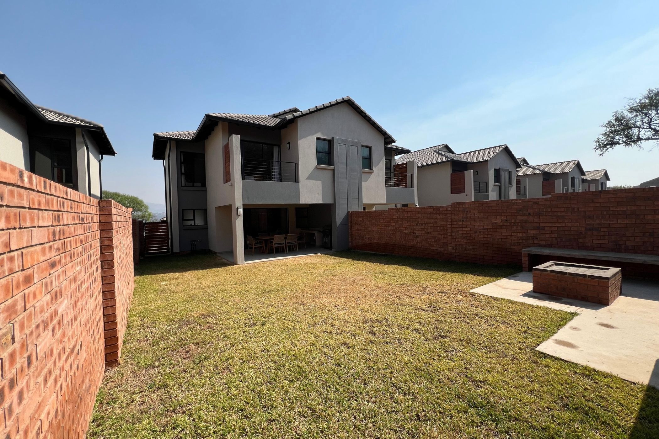 Double-storey house for sale in Stonehenge - 1NS1701824