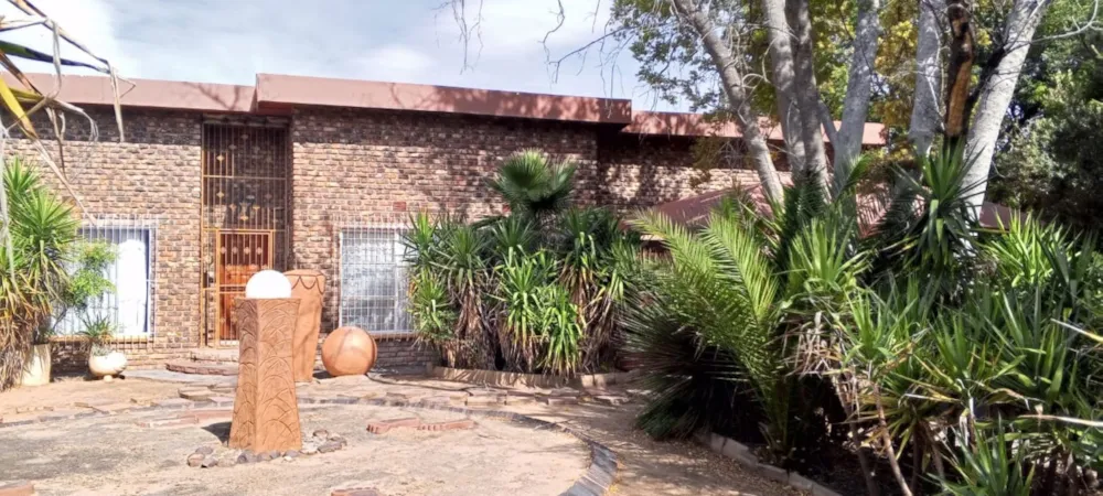 House let in Vryburg - 1RN1722183 House let in Vryburg - 1RN1722183