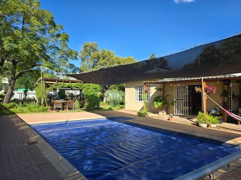 House let in Extension 9, Botswana - 3BO1702020 House let in Extension 9, Botswana - 3BO1702020