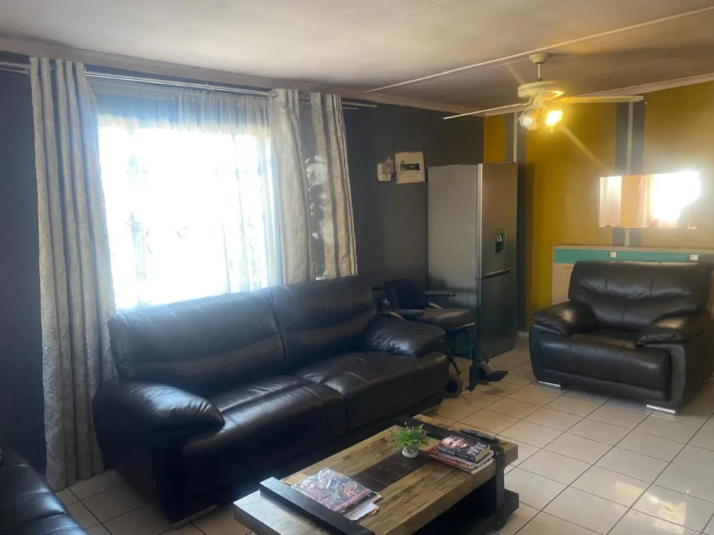 House sold in Mbuqu - 1MH1702252
