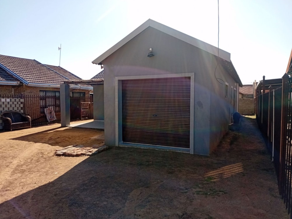 House for sale in Grasslands - 1BX1701964