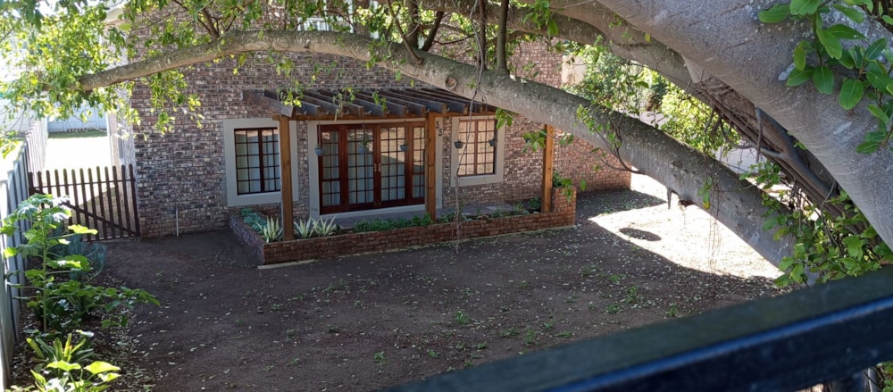 Double-storey house for sale in Albertinia - 1SR1701987