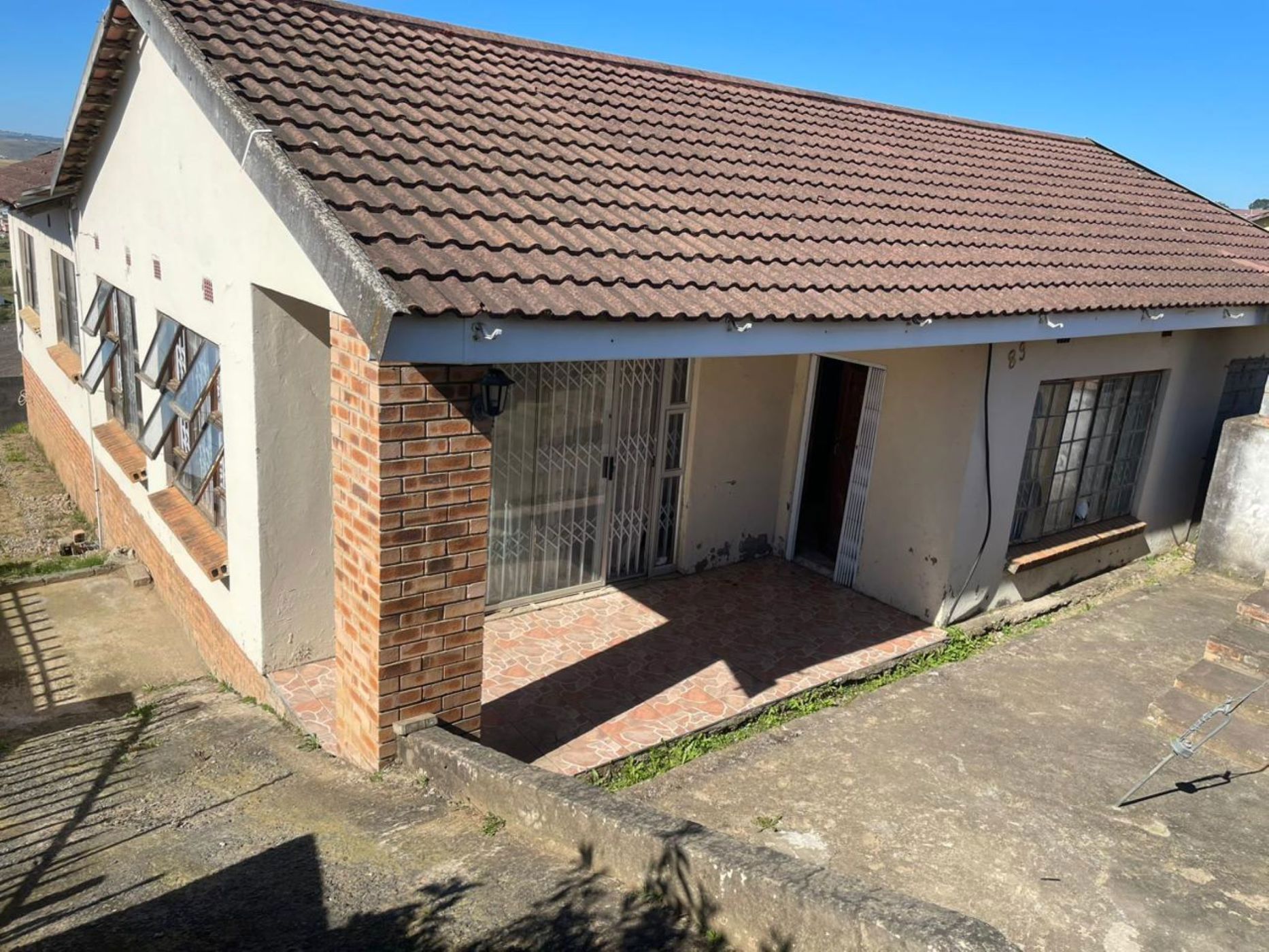 House for sale in Ikwezi - 1MH1702094