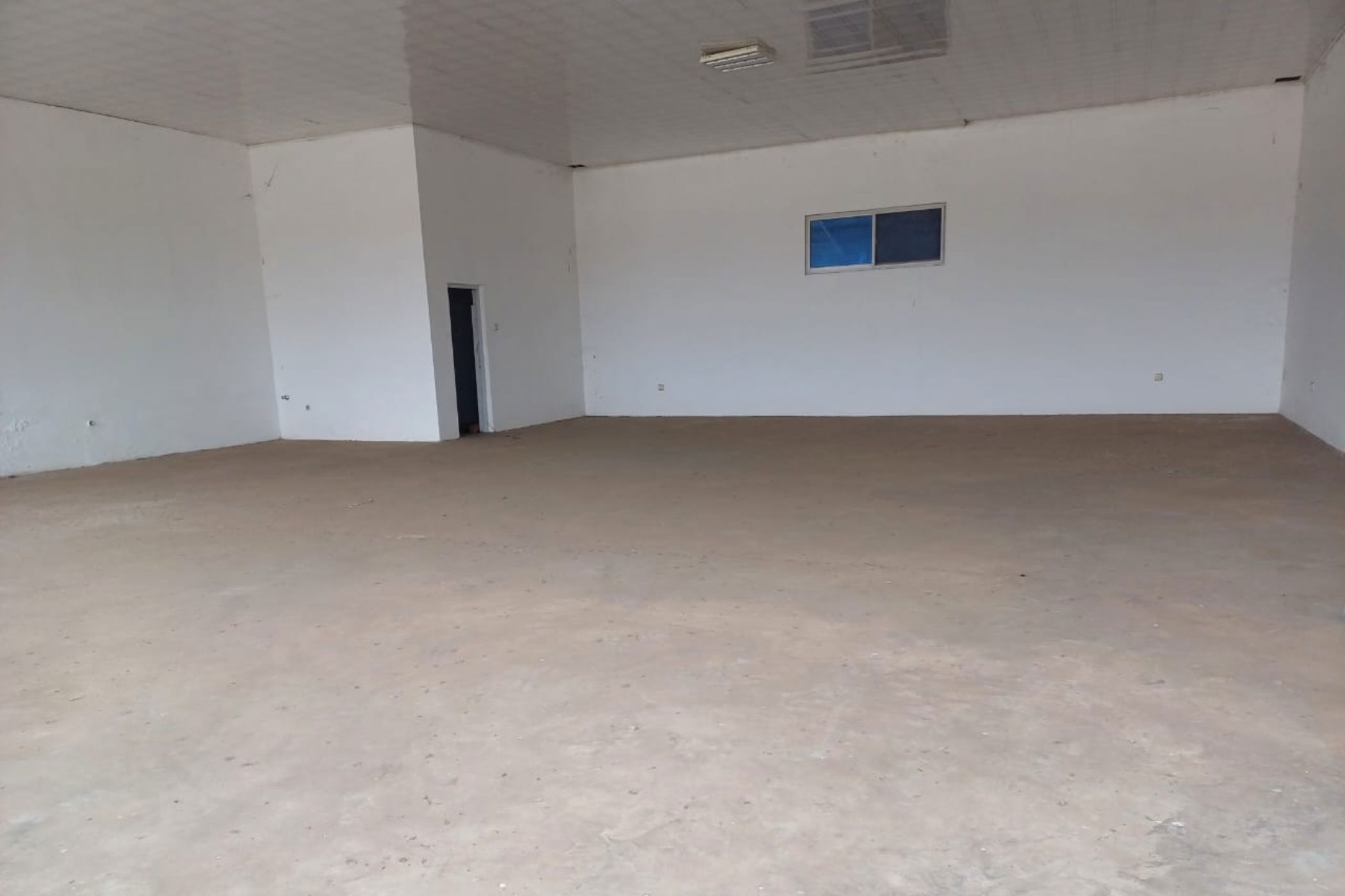 Commercial Building to rent in Tete, Tete, Mozambique - 3MQ1702119