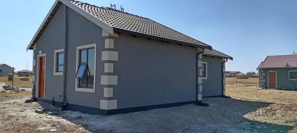 House for sale in Crystal Park - EN1702148