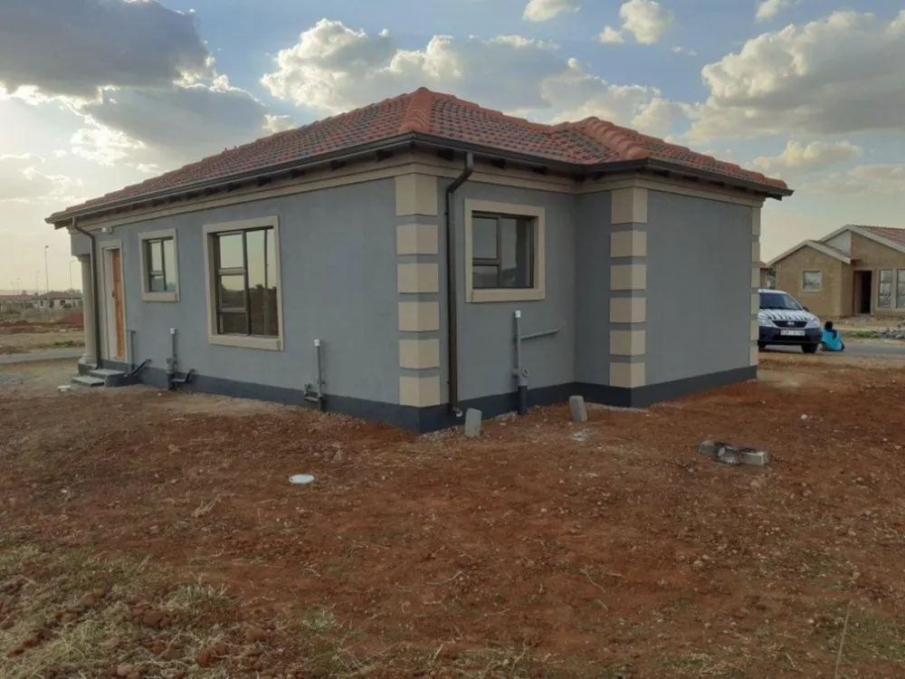 House for sale in Crystal Park - EN1702148