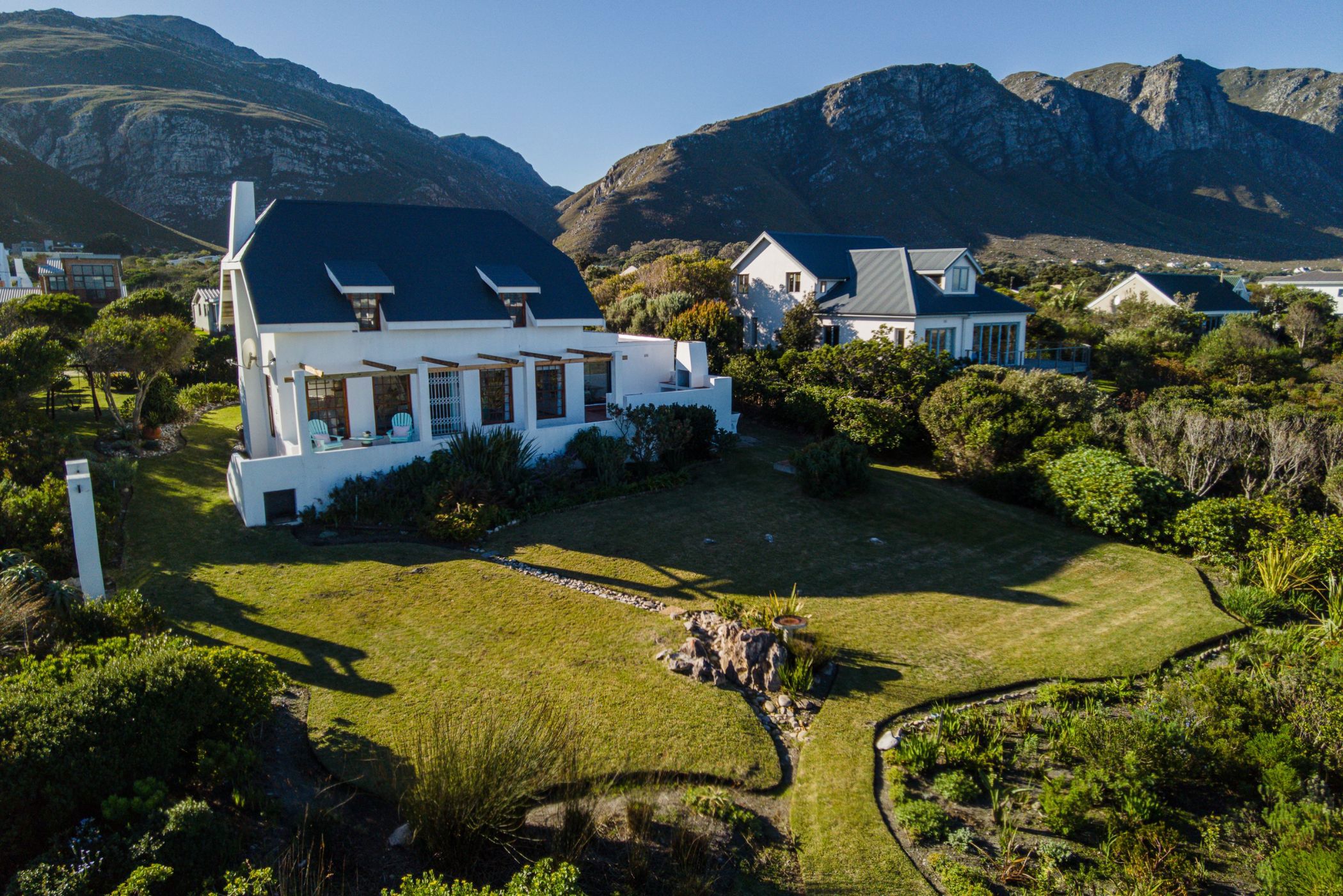 House let in Bettys Bay - KN1702185