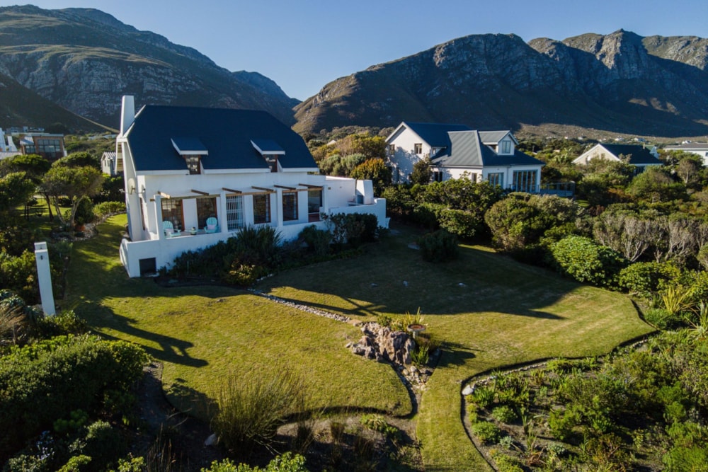 House let in Bettys Bay - KN1702185 House let in Bettys Bay - KN1702185