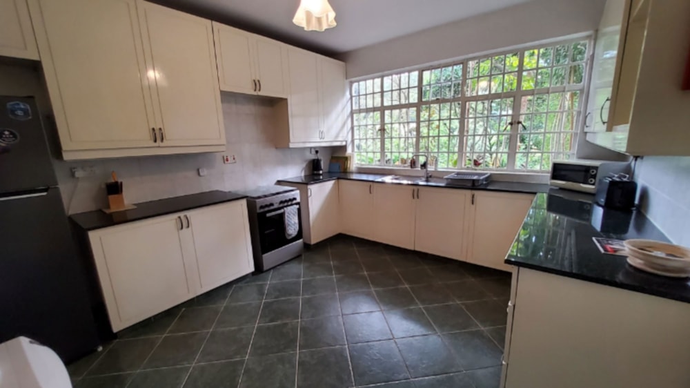 Cottage let in Kitisuru, Kenya - 3KE1704625 Cottage let in Kitisuru, Kenya - 3KE1704625