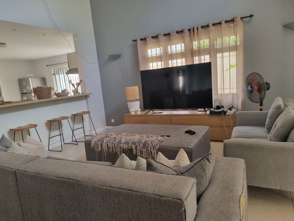 House for sale in Petite Riviere Noire, Mauritius - MUR1702327