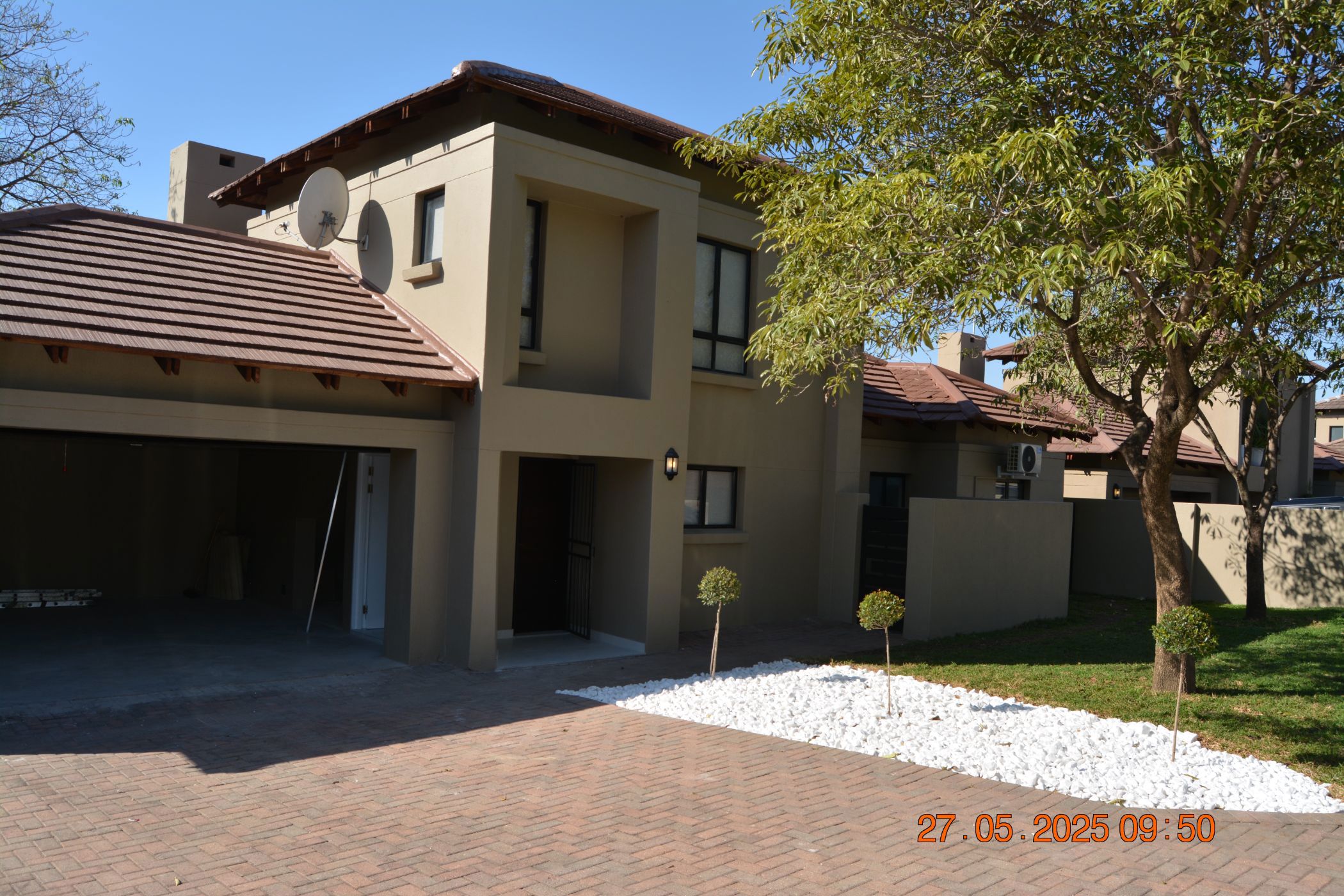 House let in Nelspruit (Mbombela) - 1NS1702412