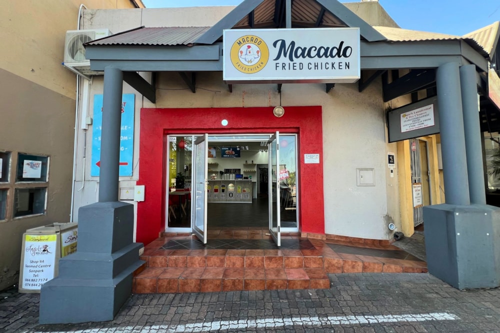 Commercial restaurant for sale in Sonheuwel - 1NS1702575 Commercial restaurant for sale in Sonheuwel - 1NS1702575