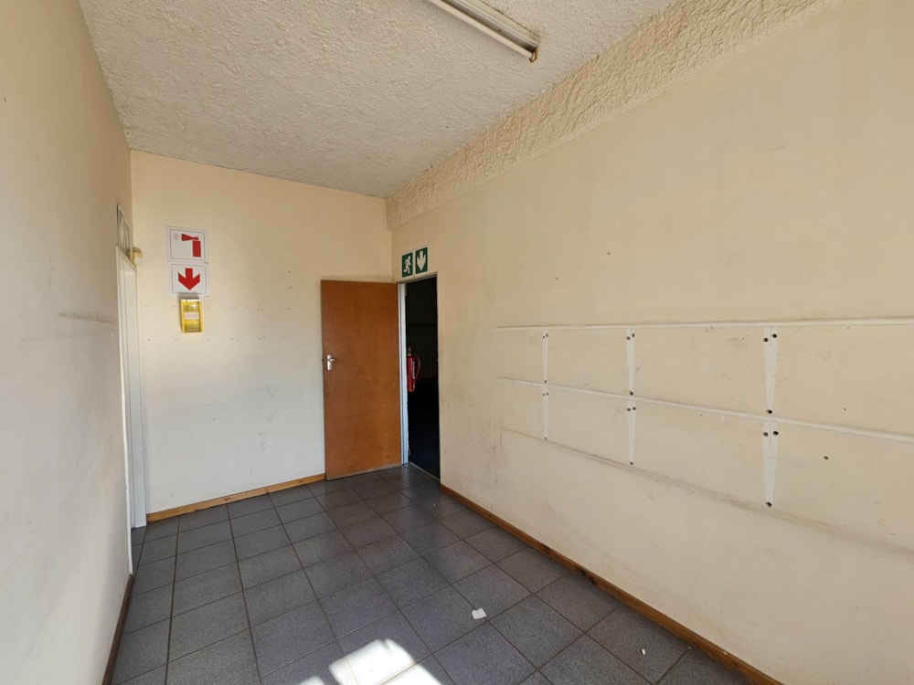 Commercial industrial property let in Laboria, Polokwane - 1PS1702589 Commercial industrial property let in Laboria, Polokwane - 1PS1702589