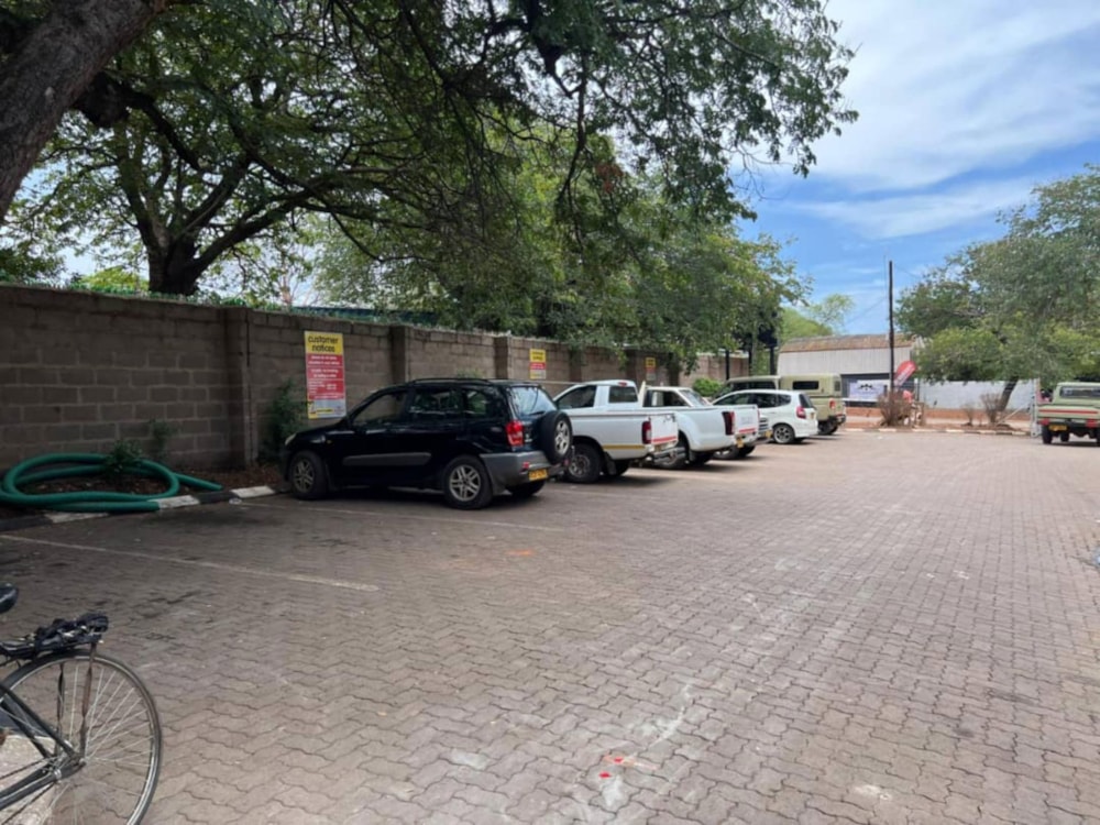 Commercial Building for sale in Victoria Falls, Zimbabwe - 3ZB1702610 Commercial Building for sale in Victoria Falls, Zimbabwe - 3ZB1702610