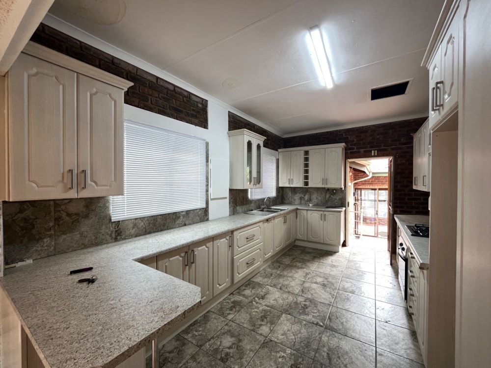 Cottage let in Aviary Hill - 1NW1699790