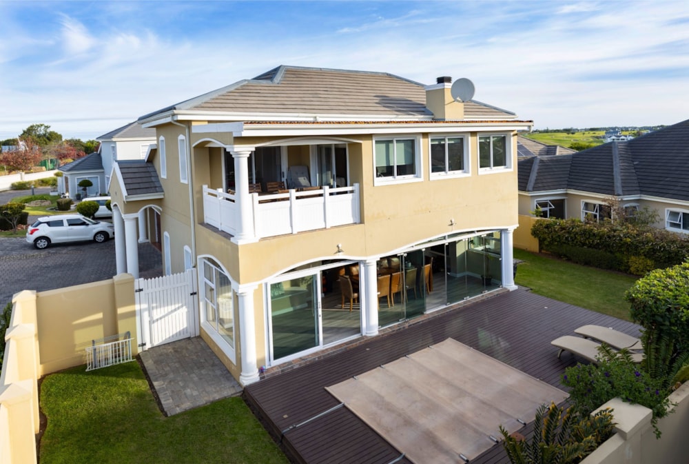 Double-storey house let in Kingswood Golf Estate - GEO1699775 Double-storey house let in Kingswood Golf Estate - GEO1699775